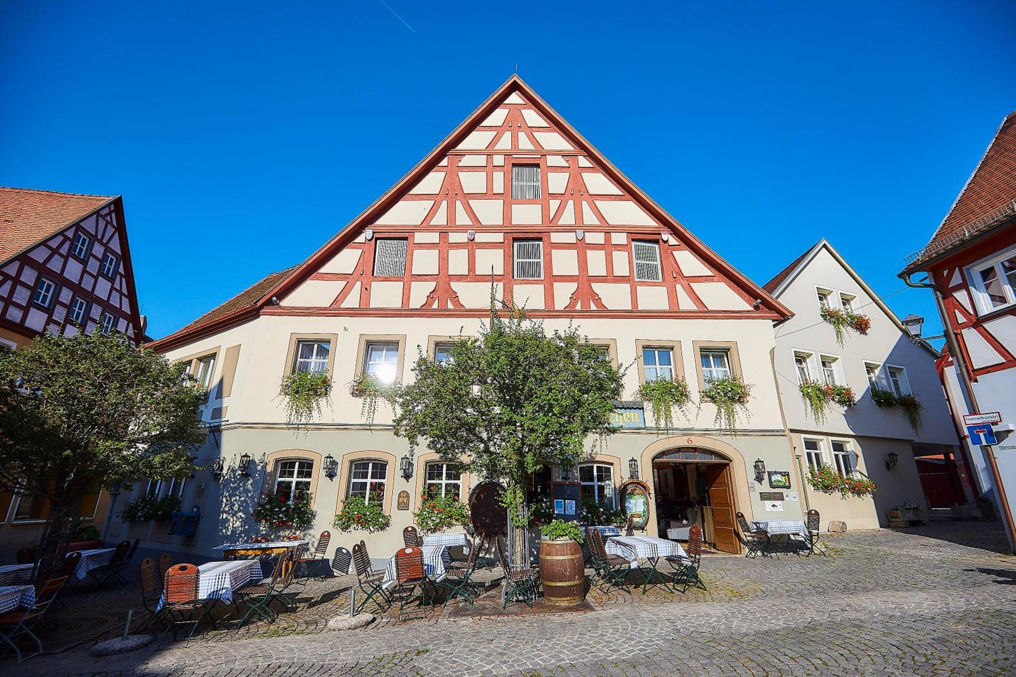 Flair Hotel Zum Storchen Bad Windsheim Extérieur photo