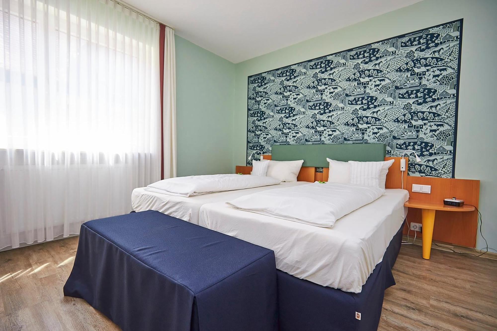 Flair Hotel Zum Storchen Bad Windsheim Extérieur photo