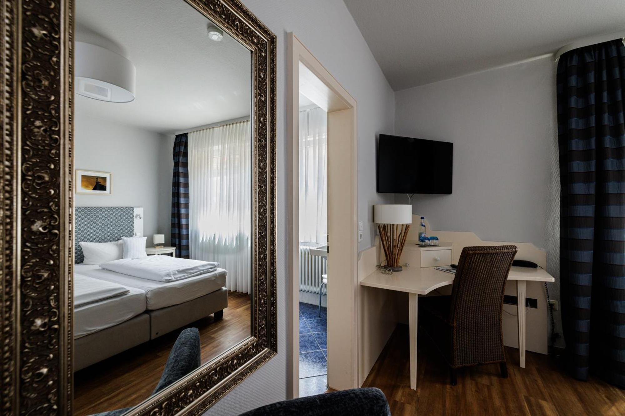 Flair Hotel Zum Storchen Bad Windsheim Extérieur photo