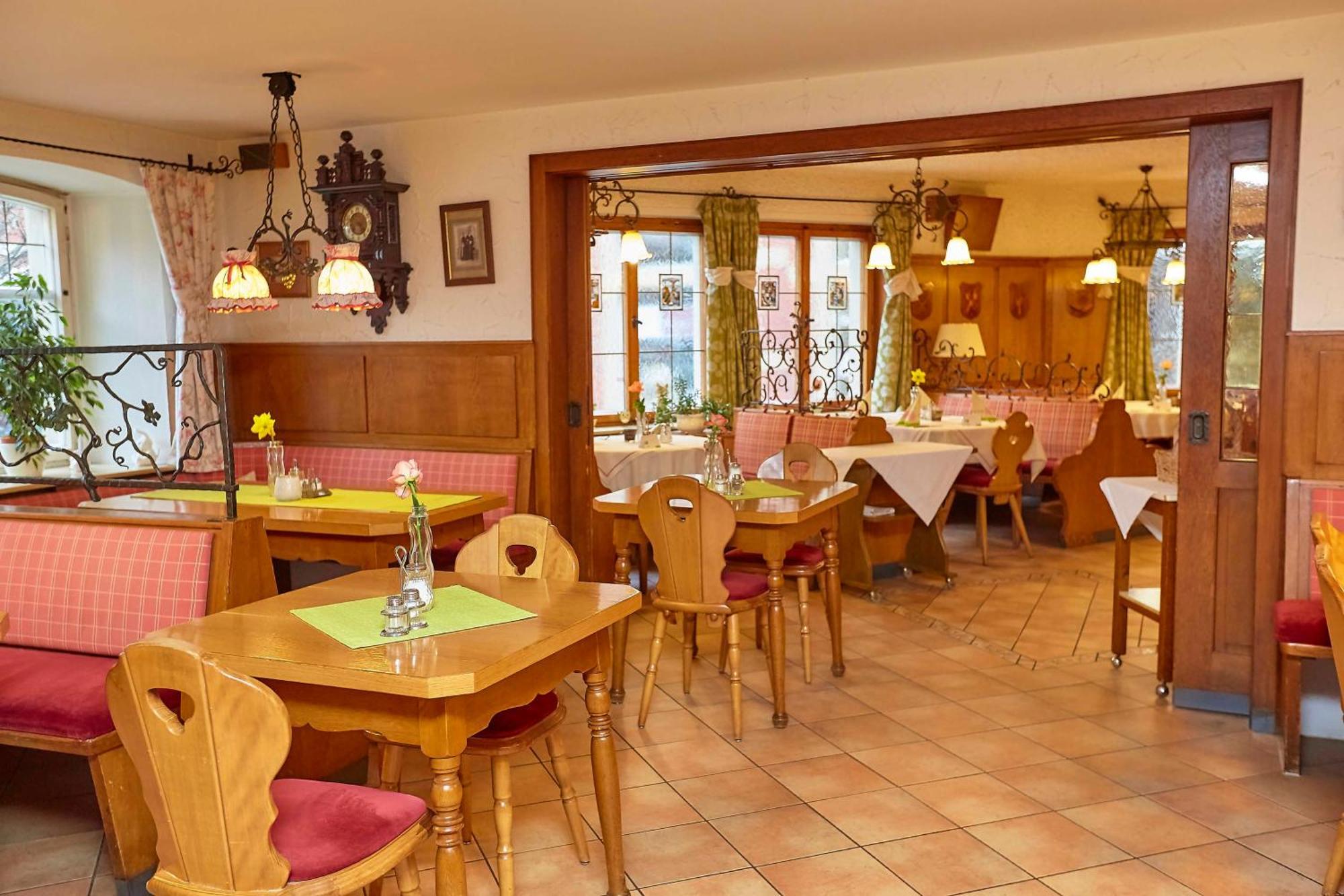 Flair Hotel Zum Storchen Bad Windsheim Extérieur photo
